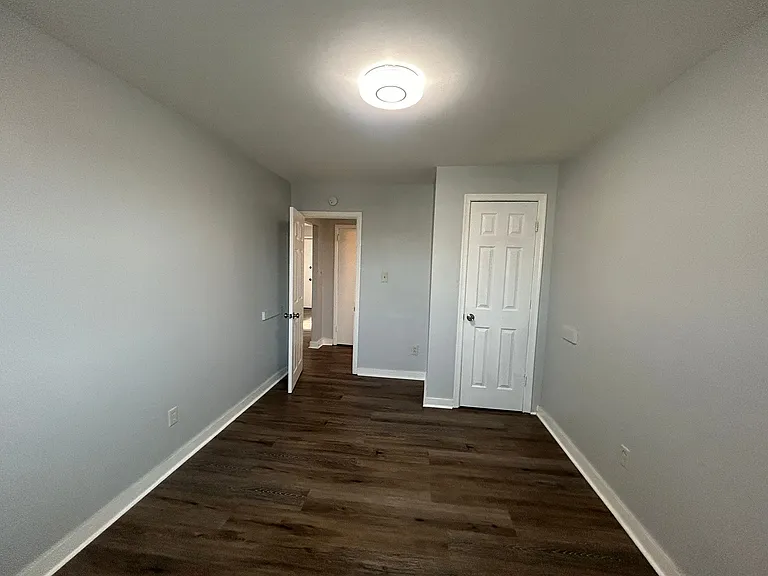 206 E Ayre St #8 — Photo 11