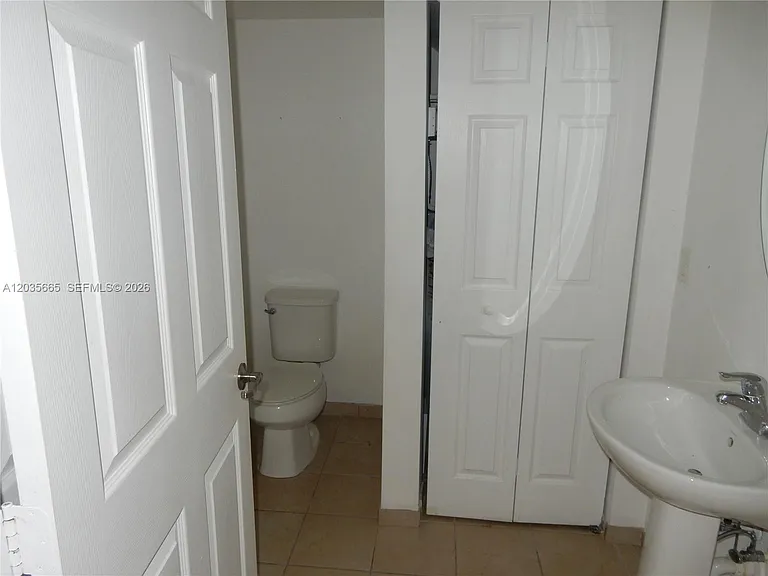 3467 W 89th Ter #0 — Photo 27