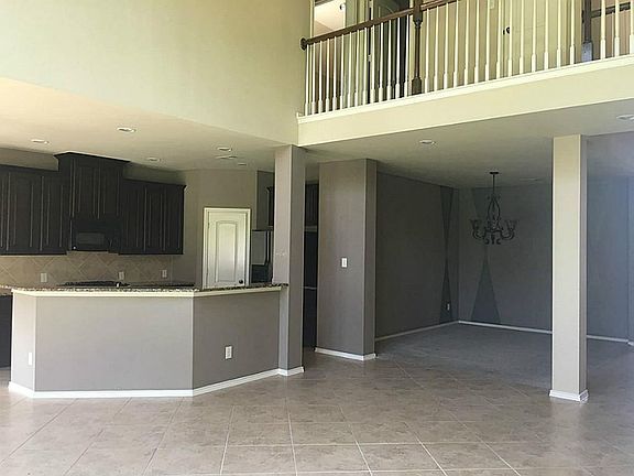 3rd image of 27802 Amy Willow Ln