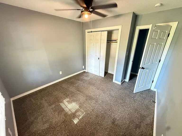 3642 S Westwood Ave — Photo 6
