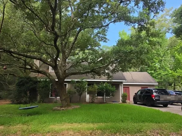 60417 Citron Dr, Lacombe, LA 70445