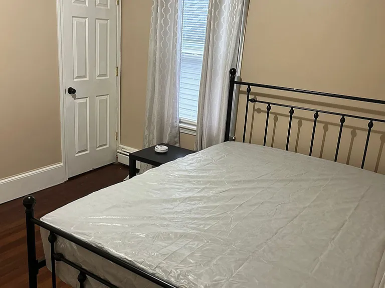 118 Donelson St — Photo 2