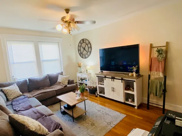 23 Breed St APT 8, Lynn, MA 01902