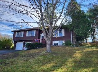 777 Church Hill Rd, Augusta, ME 04330