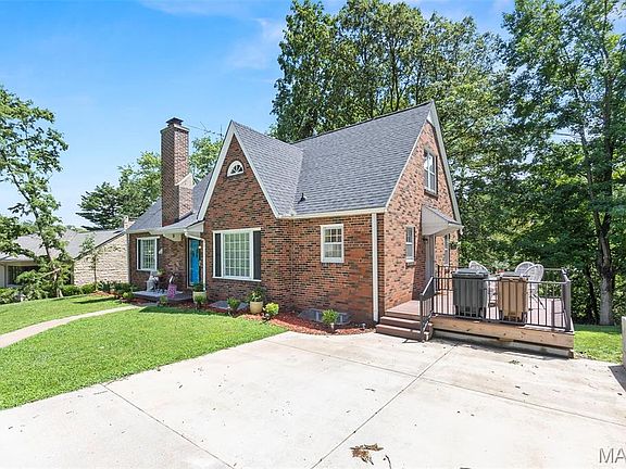 4th image of 715 Terrace Dr
