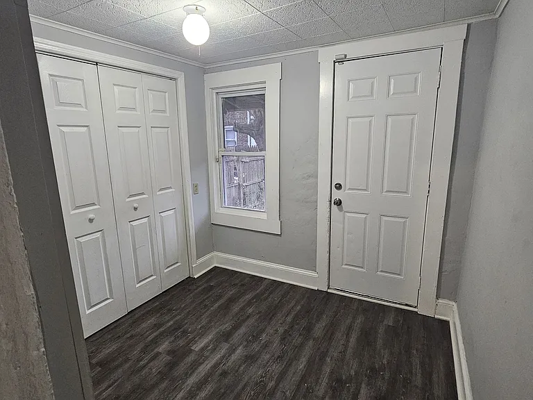 61 Hudson St — Photo 4