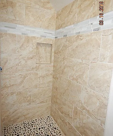 1916 Colby Ave #2 — Photo 6
