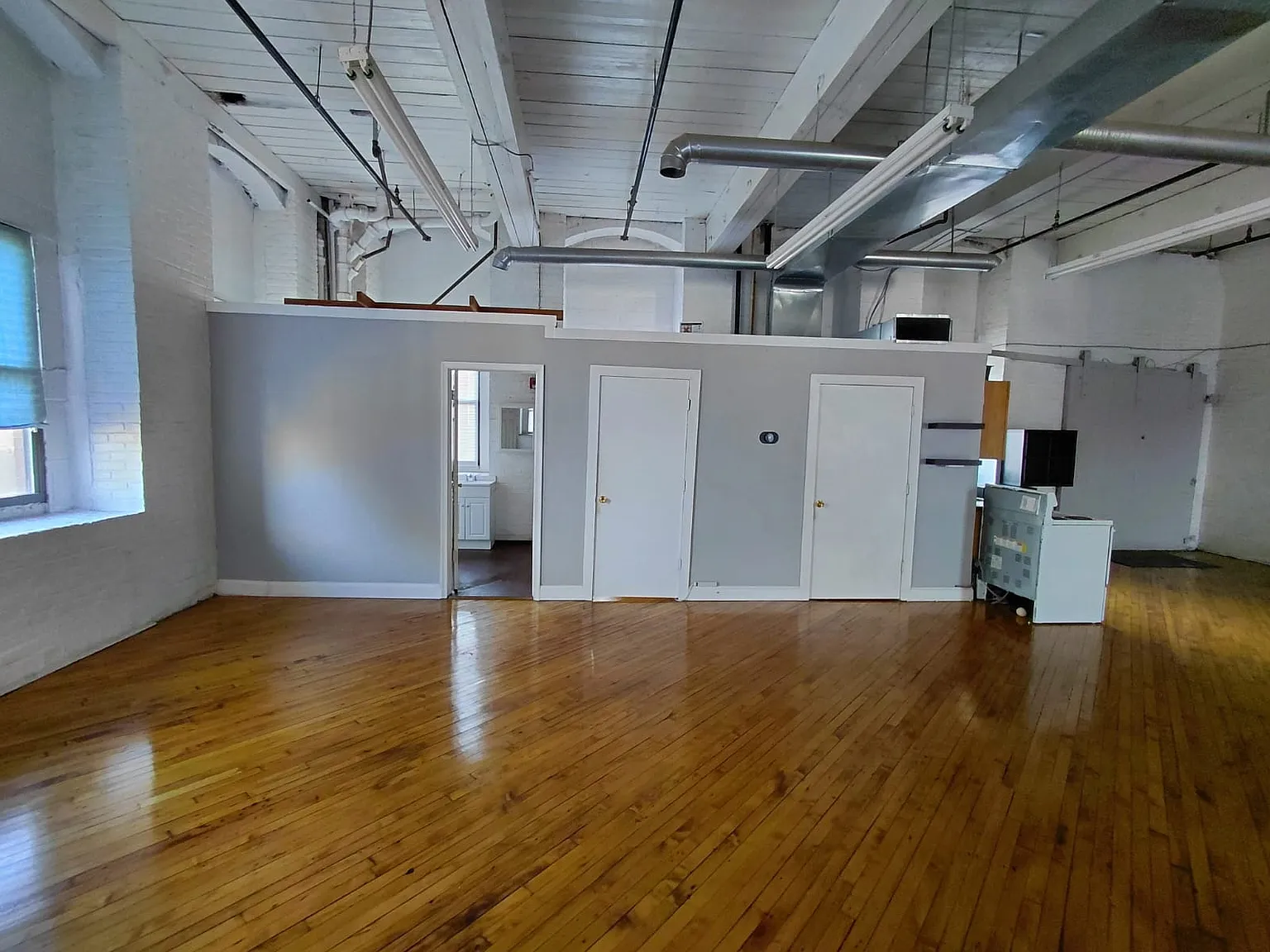 1 bed, 2000 sqft, $1,275 — Photo 4