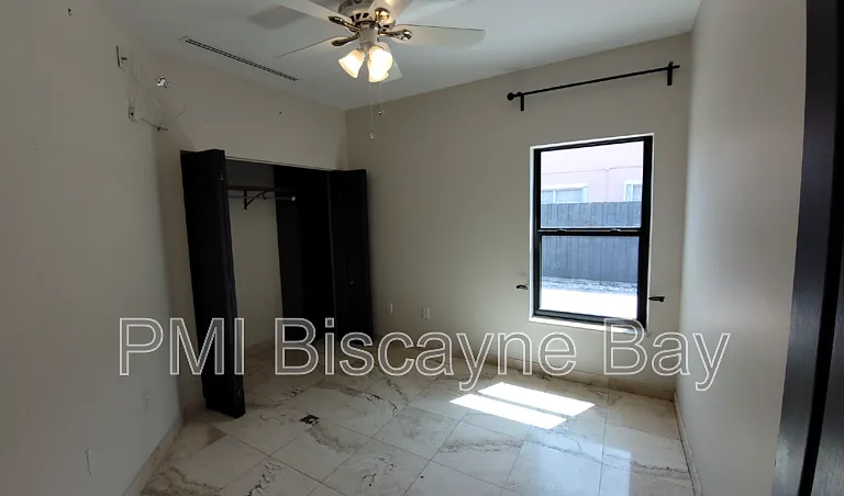21369 SW 92nd Ave — Photo 18