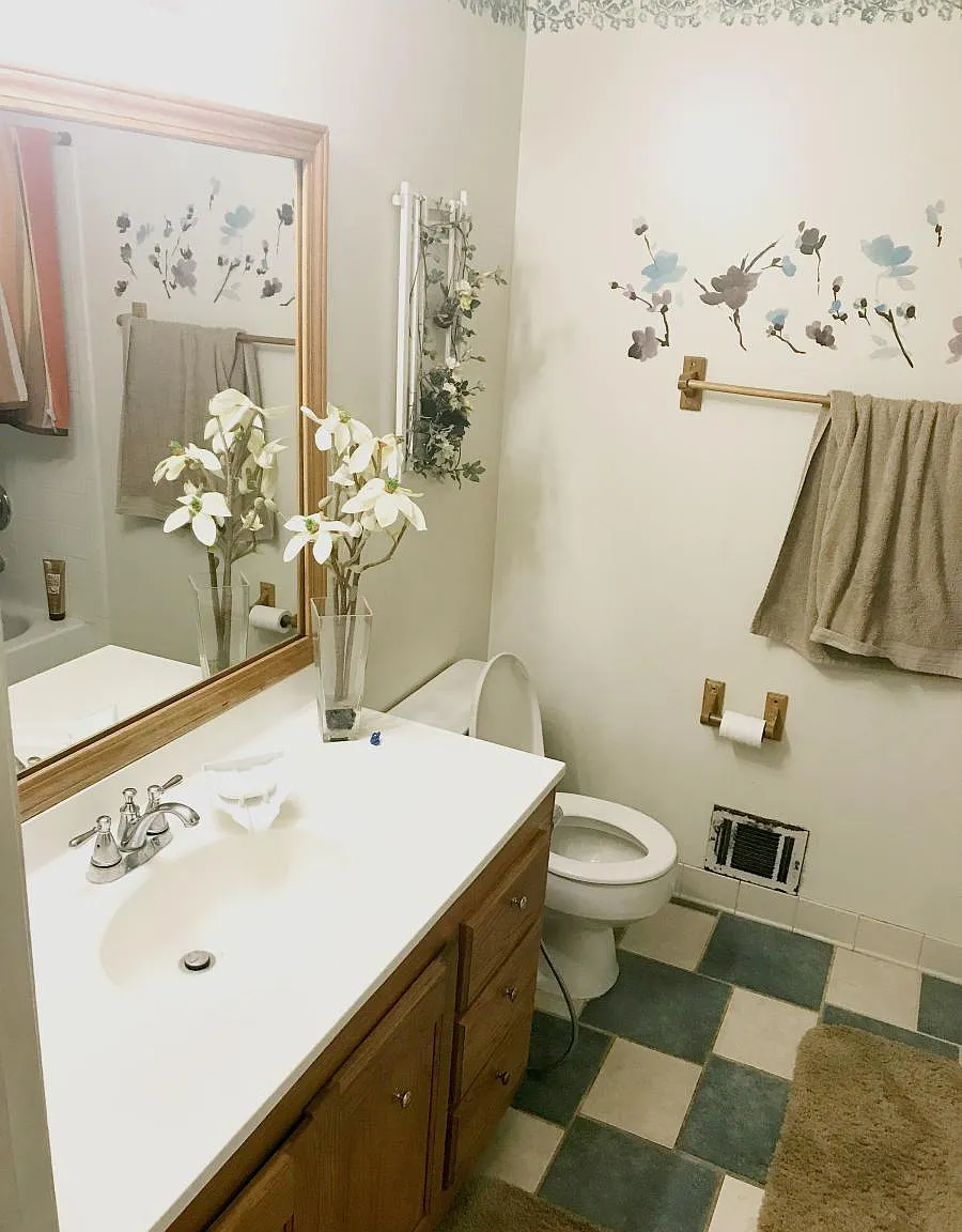 15112 Olddale Road — Photo 3