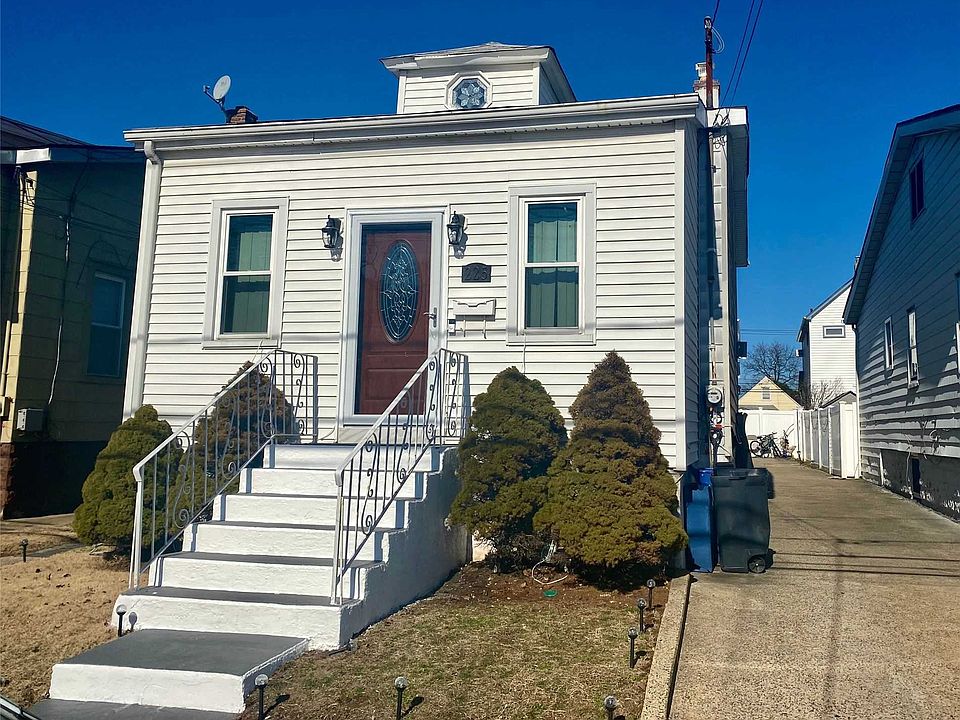 1st image of 225 E New York Ave