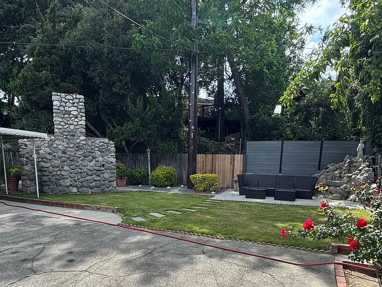 2195 S Los Robles Ave — Photo 11