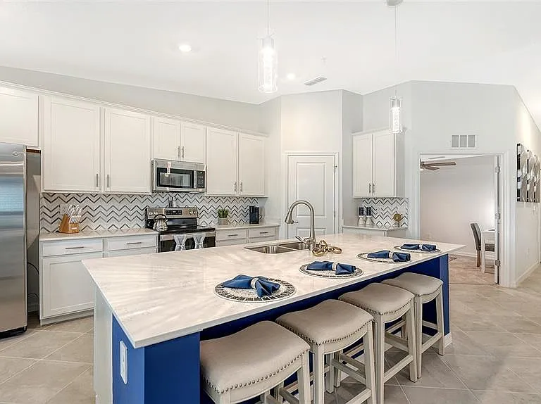 12550 Galapagos Ct #205 — Photo 15