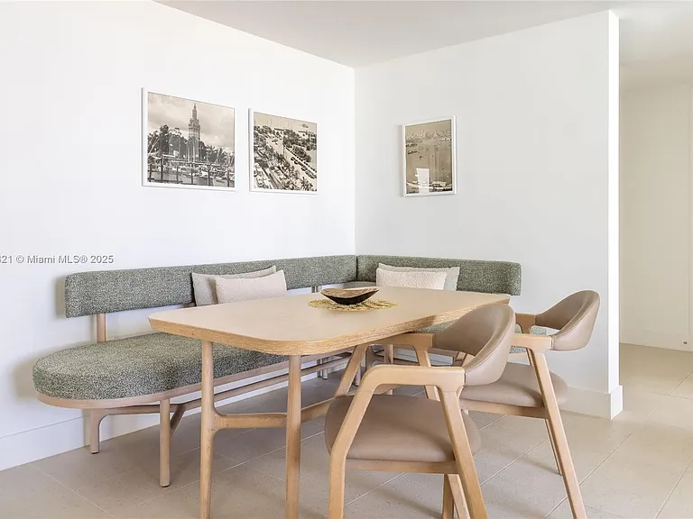 159 NE 6th St #3001 — Photo 9