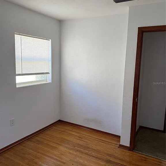 1247 Lakeview Dr — Photo 10