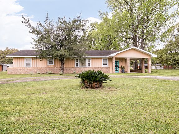 3rd image of 315 Perry Dr