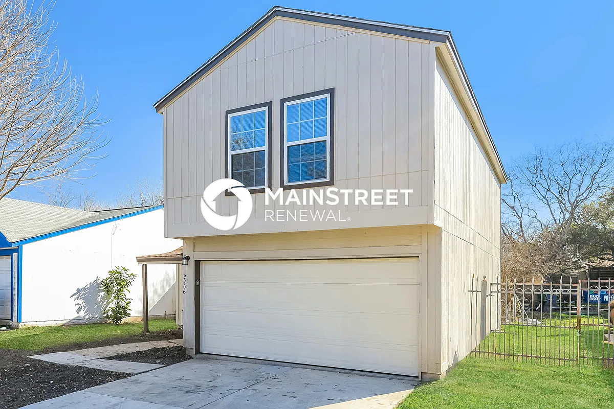 Front View - 9906 Sandy Field Dr
