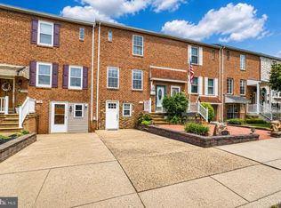 4241 Chalfont Pl, Philadelphia, PA 19154