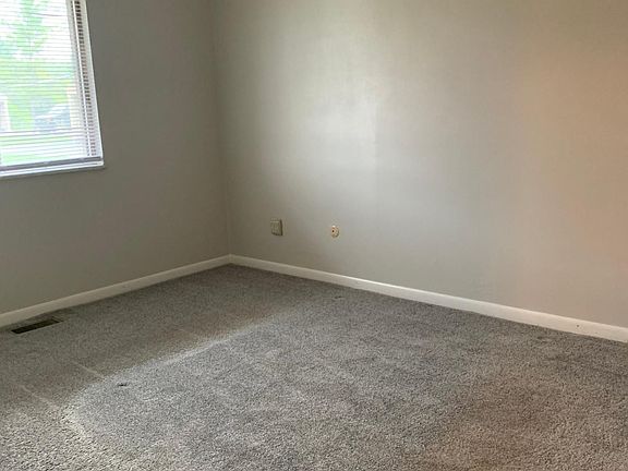 4th image of 4542 Croftshire Dr