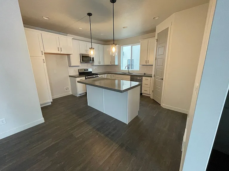 4380 W Bergen Ln — Photo 12