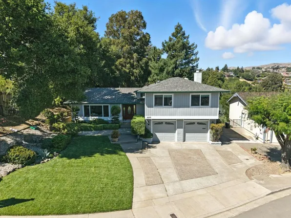5529 Feather Ct, Castro Valley, CA 94552