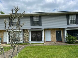 528 S Flannery Rd APT B, Baton Rouge, LA 70815