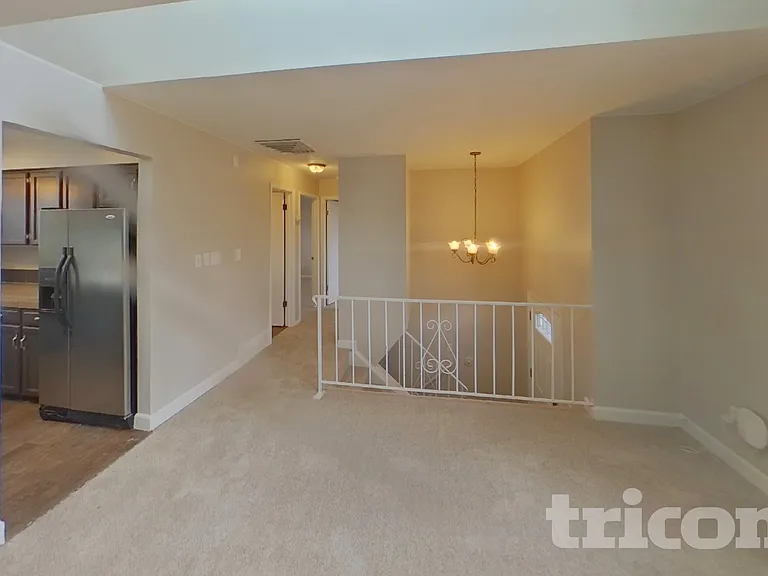 1105 Jet Wing Dr — Photo 2