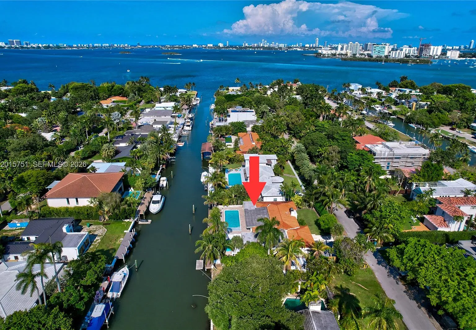 Amd Pl Biscayne Pines — Photo 4
