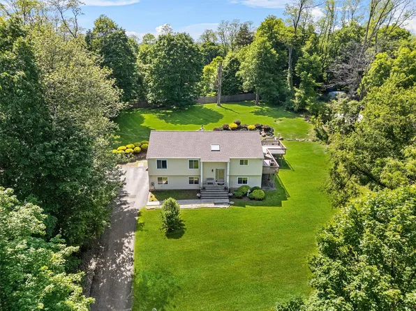 10 BlueJay Place, Mahopac, NY 10541