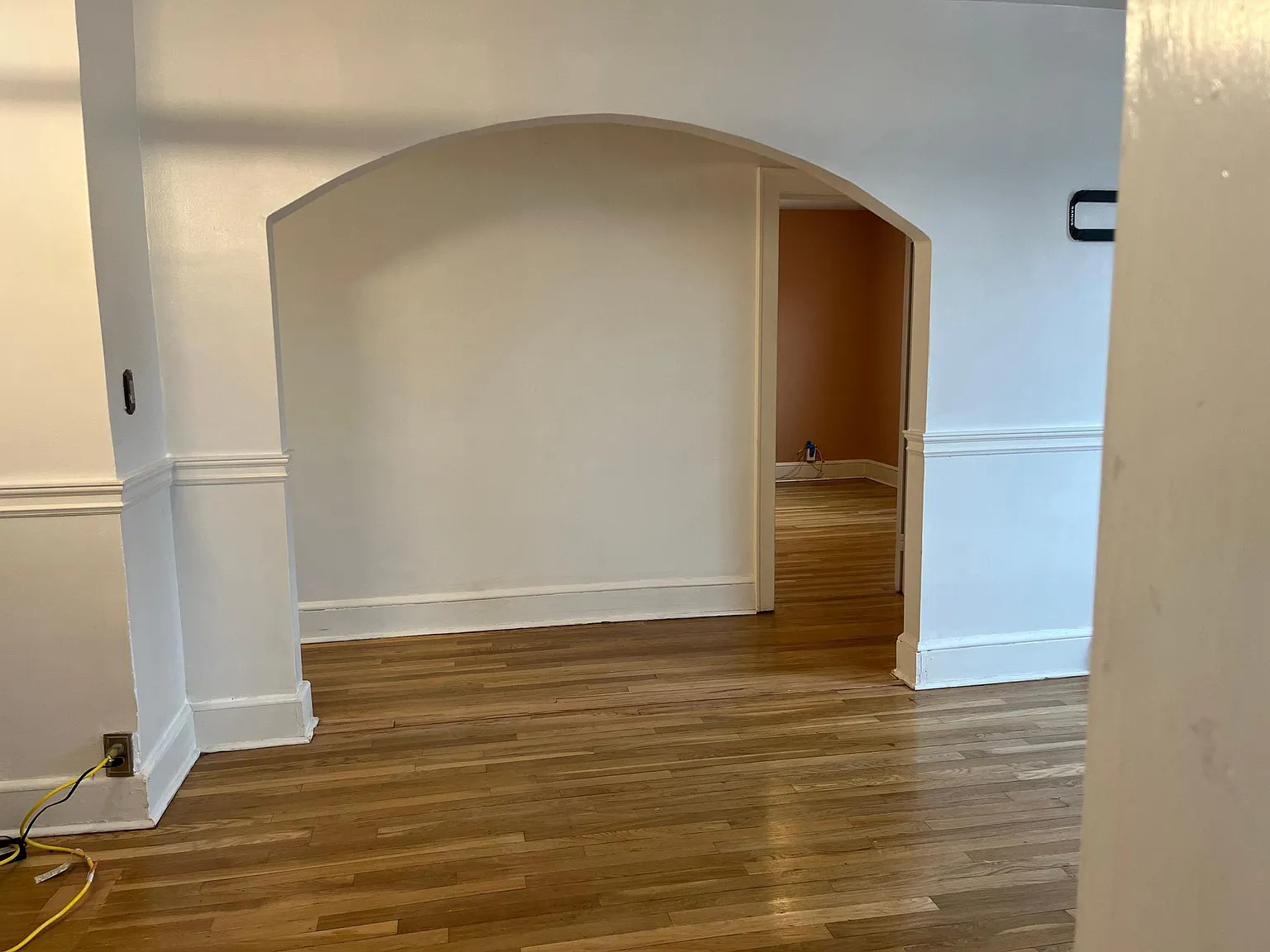 2 bed, 1324 sqft, $2,100 — Photo 3