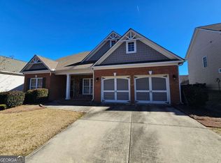 7827 Brass Lantern Dr, Flowery Branch, GA 30542