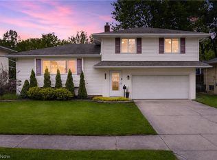 13665 Starlite Dr, Brookpark, OH 44142