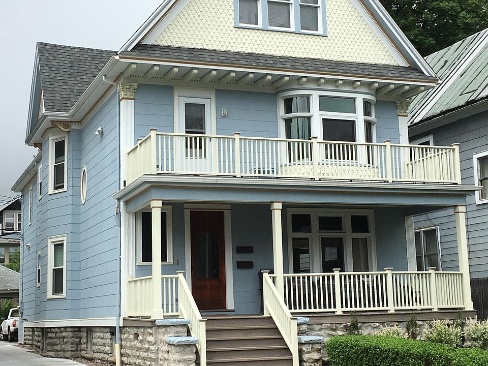 1st image of 34 Oxford Ave