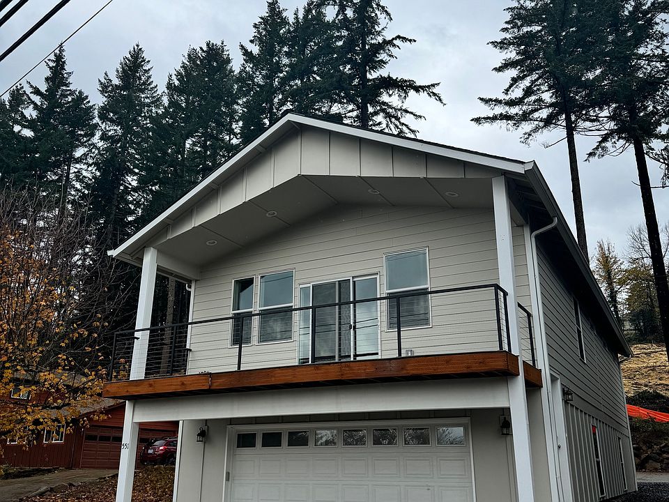 1st image of 551 NW Vancouver Ave