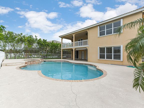 5th image of 6364 Shadow Creek Village Cir