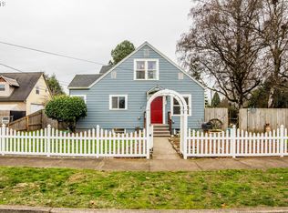 571 E St, Independence, OR 97351