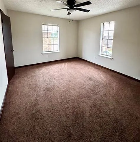 908 Jeffrey Ct #C — Photo 5