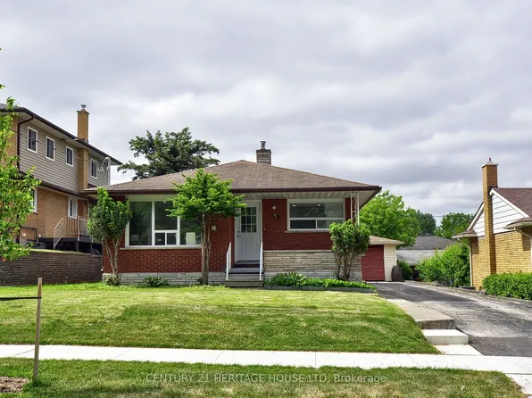 75 Olympic Dr, Kitchener, ON N2M 3S7