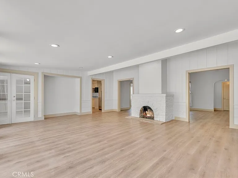 11944 Hesby St — Photo 12