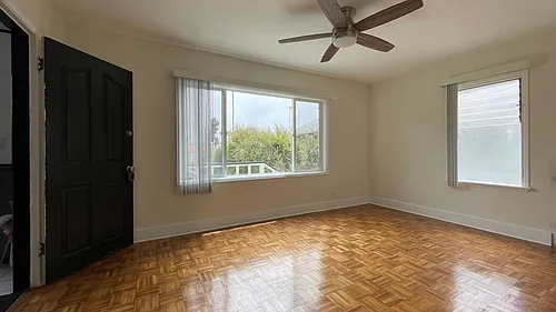 270 Cliff Dr Photo 1