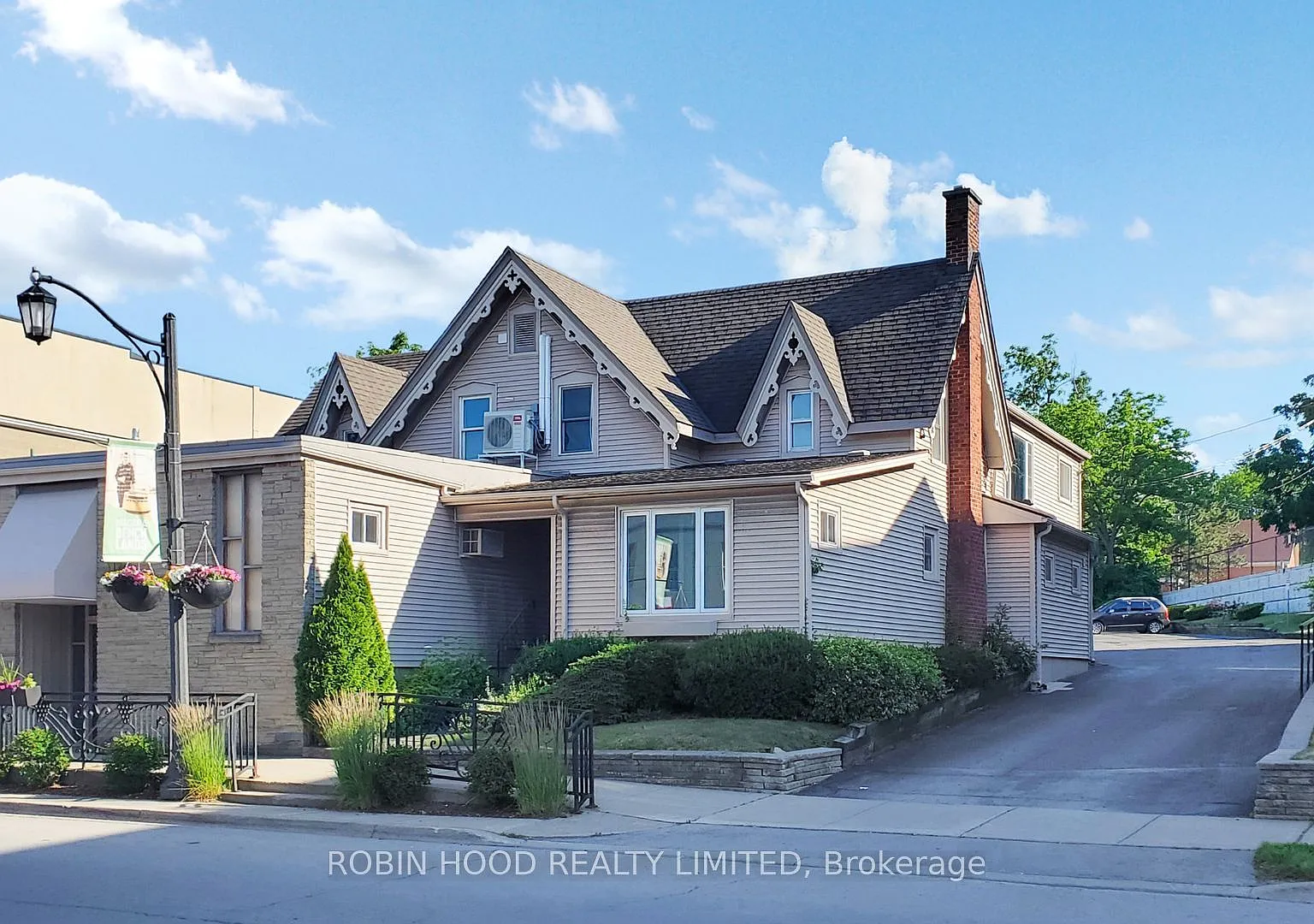 2 bed, $1,775 — Photo 2