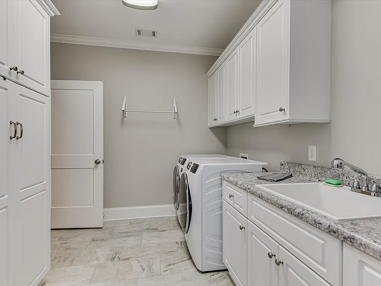 534 Long Shadow Dr — Photo 28