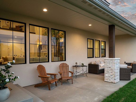 3rd image of 701 Cortona Way