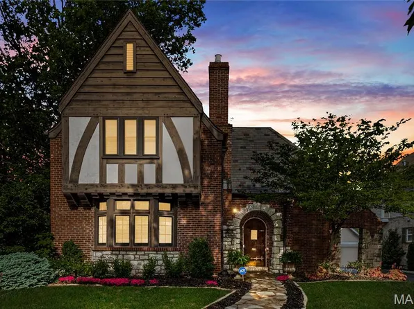 1263 Arch Ter, Saint Louis, MO 63117