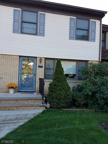 1st image of 120 Stedwick Dr