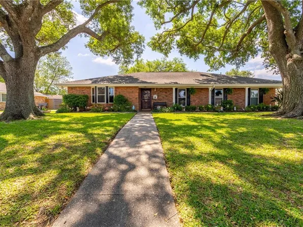 208 Fort Jackson St, Belle Chasse, LA 70037