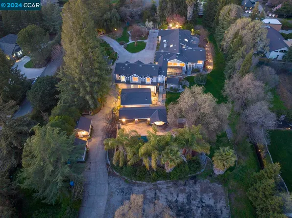 1110 Douglas Ct, Alamo, CA 94507