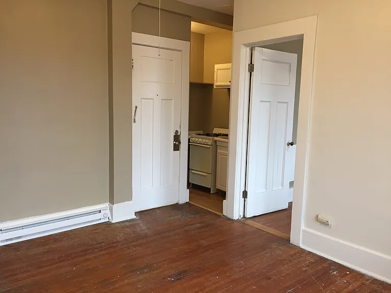 132 S Union St #9 — Photo 8