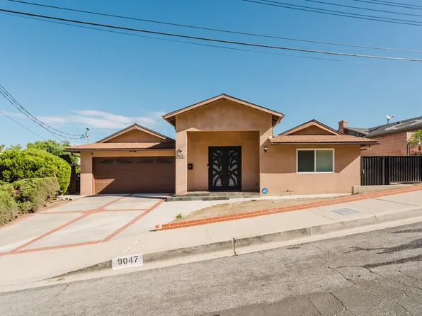 9047 Riderwood Dr, Sunland, CA 91040