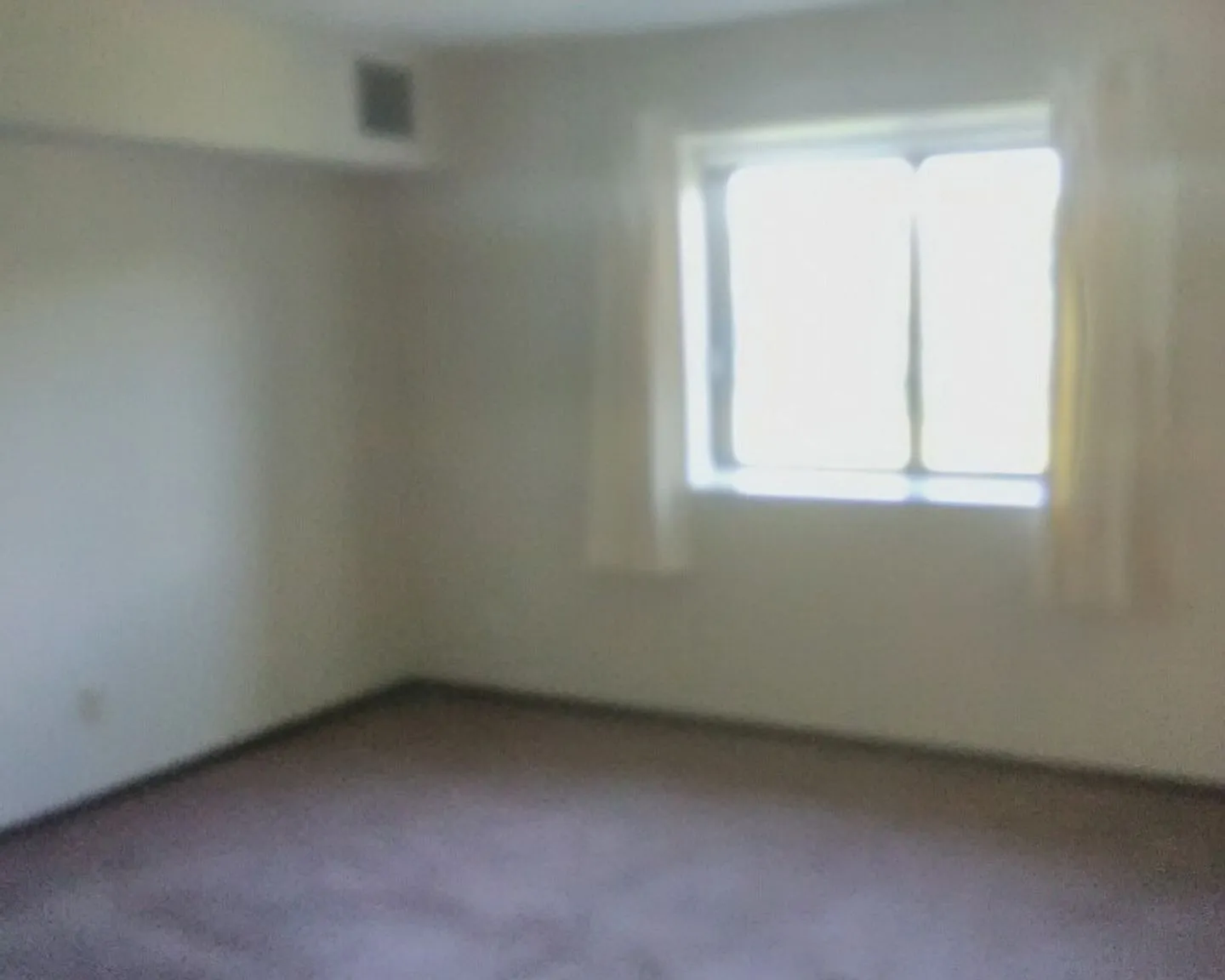 Condo — Photo 4